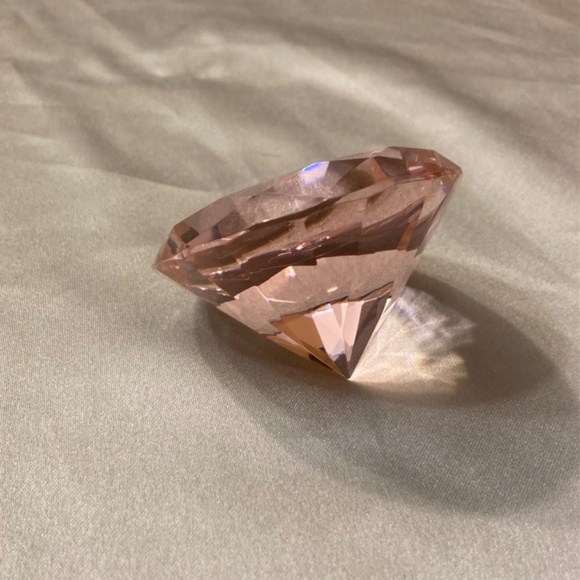 Pink Gem Jewel Diamond Faceted Glass Paperweight with Box (faded) 2.5” x 2” VGUC - Picture 14 of 14